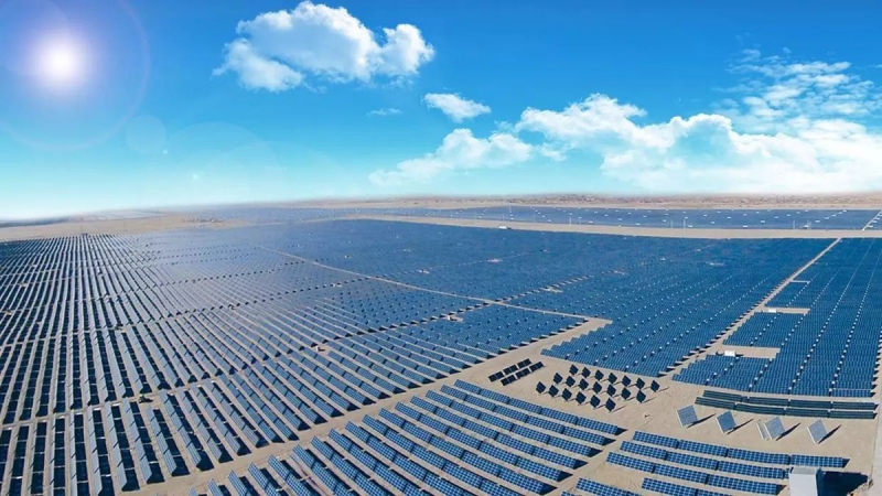 В Китае 42 компании строят крупнейшую в мире солнечную электростанцию мощностью 3450 МВт 
