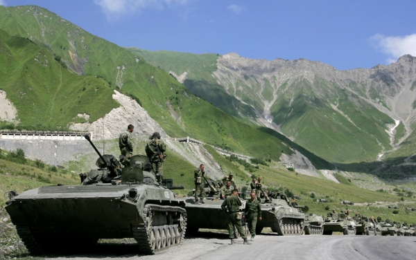 Жизни в обмен на НАТОвские перспективы для Грузии: как в 2008 году началась пятидневная война.