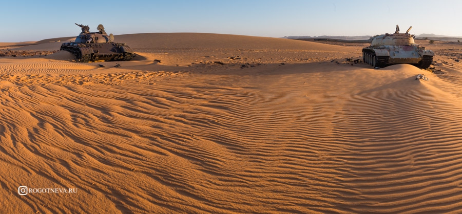 Танки в Сахаре