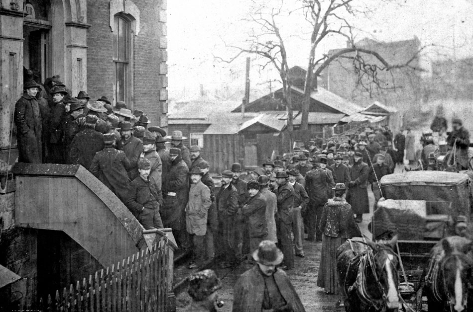 Klondikers_buying_miner&quot;s_licenses_at_Custom_House,_Victoria,_B_C,_Feb_21,_1898