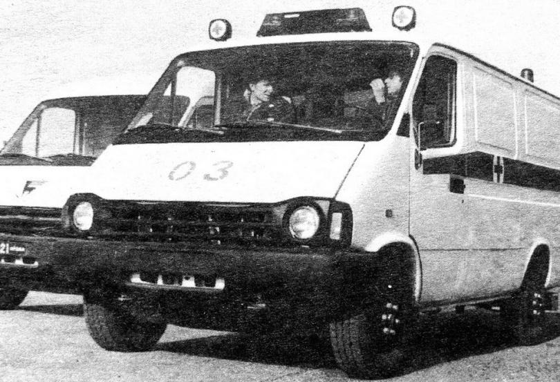 Санитарная машина на шасси БАЗ-3783ДМ с низким кузовом