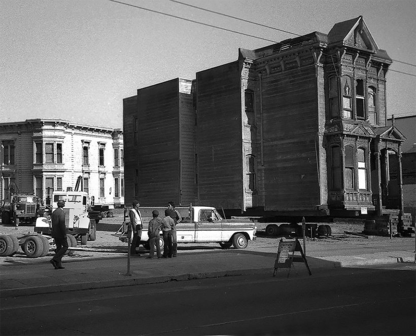 Как викторианские дома переезжали в Сан-Франциско в 1970-е годы 