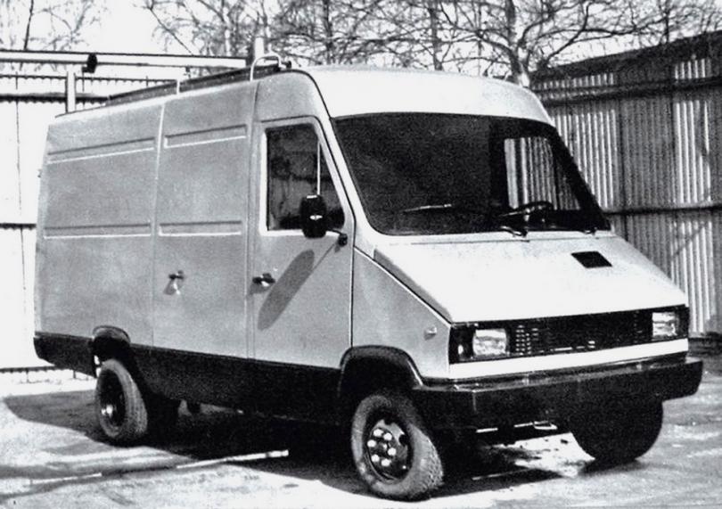 Опытный фургон КиАЗ-3727, так и не выпускавшийся на Кировабадском автозаводе