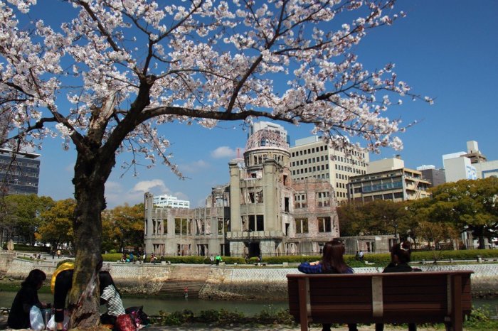 Сегодня в любом городе Японии можно жить, не боясь радиации / Фото: wikiway.com