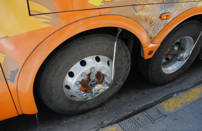 Не только на грузовиках и фурах. |Фото: turbina.ru.
