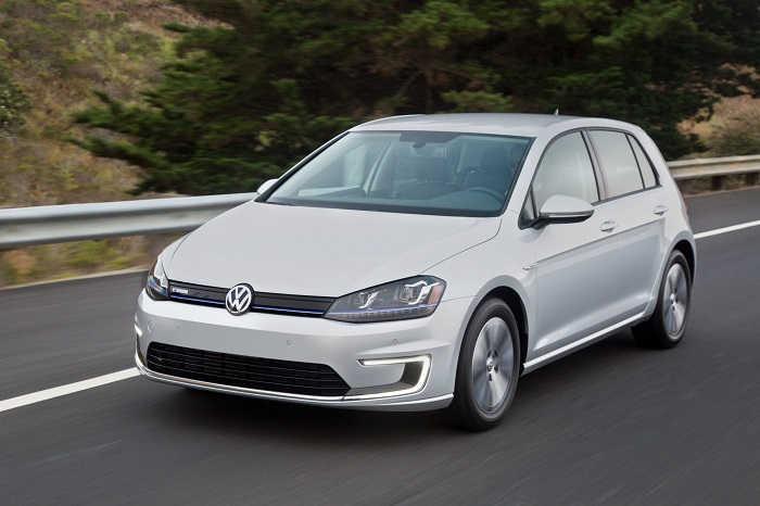 Volkswagen e-Golf может генерировать до 136 л. с. мощности/ Фото: electromobili.ru
