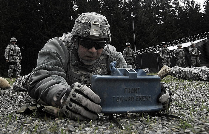 Установка противопехотной мины «Клеймор»./ Фото: tgstat.ru