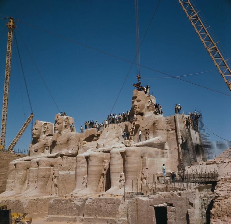 2. Демонтаж статуй в Абу-Симбеле в 1964 году