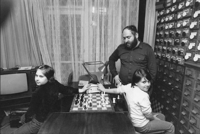 Ход королевой: как три сестры стали известными шахматистками Интересно,Спорт