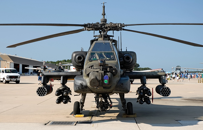 Ударный вертолёт Apache./ Фото: airplane-pictures.net