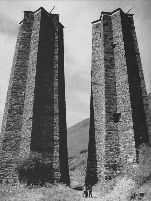 Об этих башнях почти не осталось свидетельств. /Фото: wmf.org