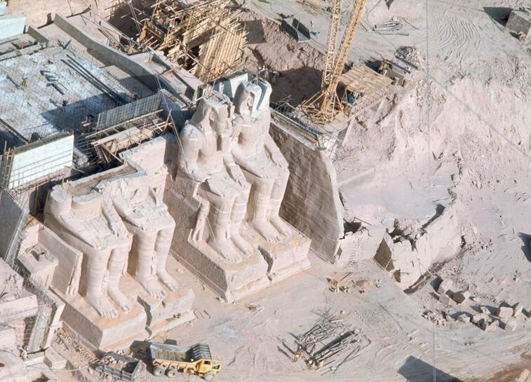 4. Здесь и далее — как происходил перенос древнего храма Абу-Симбел в 1967 году