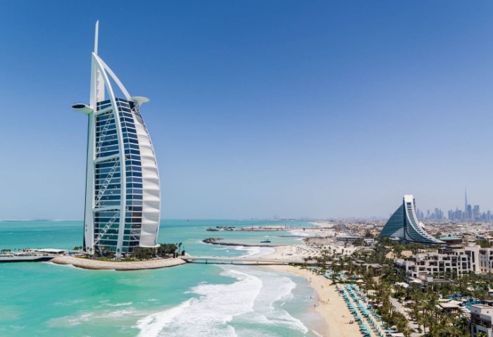       -- (Burj al Arab) / : cdn.jumeirah.com