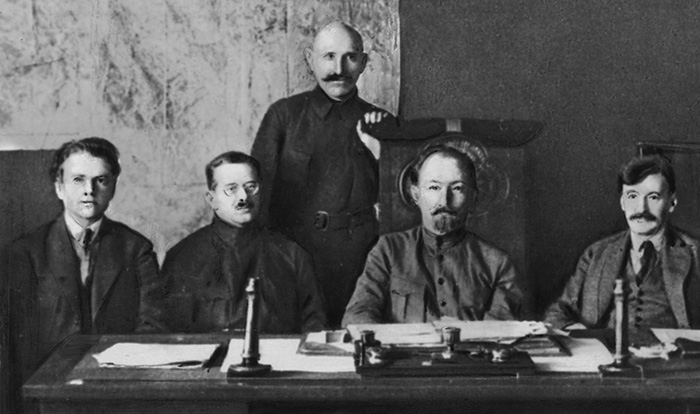 Почему сталинское окружение не считало Дзержинского своим СССР,История