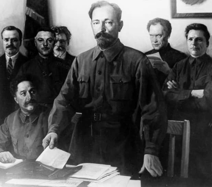 Почему сталинское окружение не считало Дзержинского своим СССР,История