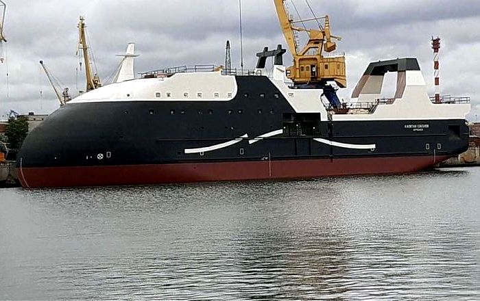 Головное судно «Капитан Соколов», спущенное на воды Невы. /Фото: mvestnik.ru