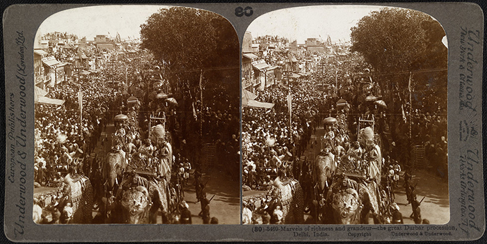 Одна из стереофотографий великой процессии в Дели, сделанных Рикалтоном в 1903 году. / Фото: Wikimedia Commons
