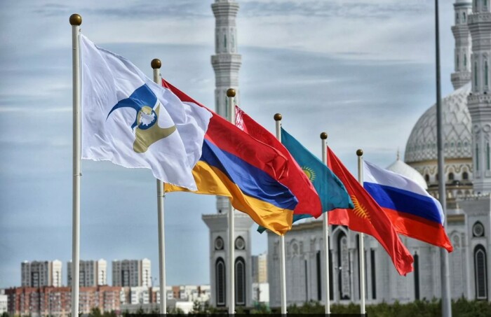 С появлением ЕАЭС сотрудничество России и Китая в области промышленности и торговли стало углубляться / Фото: Яндекс.Новости