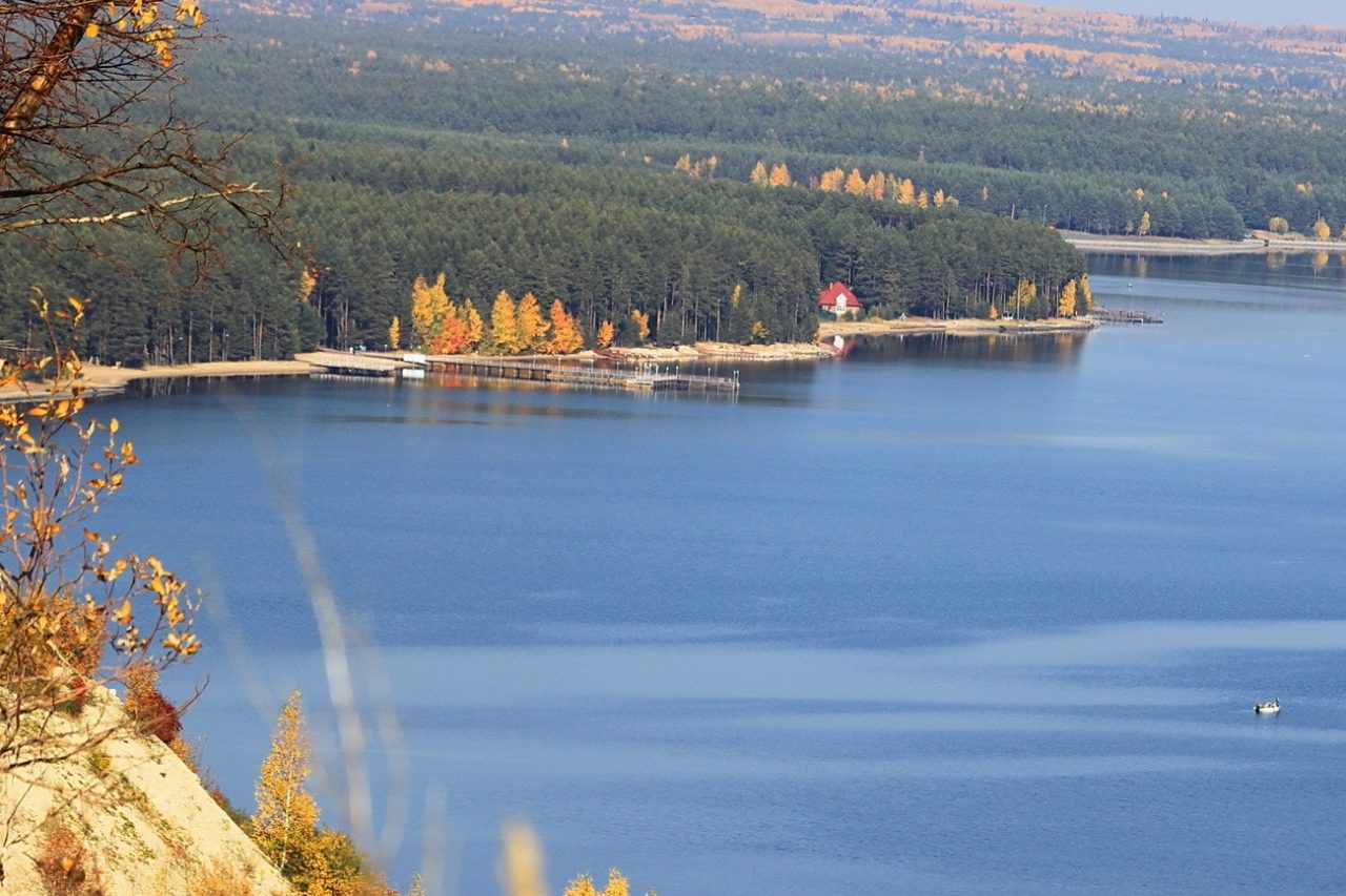 Глубока река волга. Река Кама Пермский край. Главная река Пермского края Кама. Река Кама в Удмуртии. Река Кама в Удмуртии водохранилище.