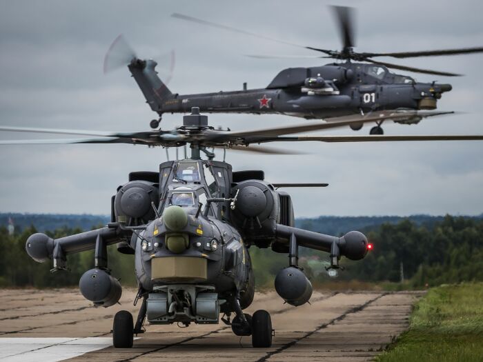 Преимуществом колесных шасси является способность вертолета совершать взлет с разбега / Фото: vestikavkaza.ru