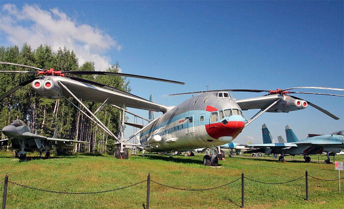 Массивный вертолет был создан для транспортировки военных грузов в отдаленные уголки СССР/ Фото: armedman.ru