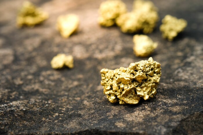 Древние люди были уверены, что на золото не оказывает влияние ни время, ни условия хранения, ни климат, ни что-либо еще / Фото: zephyrnet.com